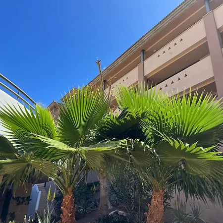 Family-friendly Oasis In With Panoramic Terrace & Private Parking In Tenerife 플라야 파라이소