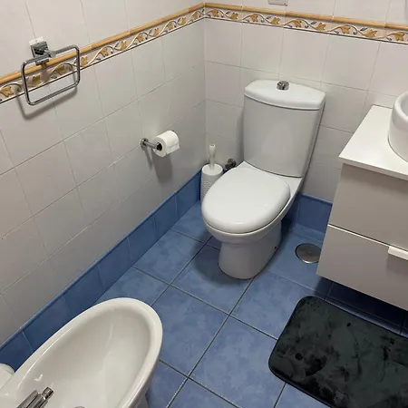Family-friendly Oasis In With Panoramic Terrace & Private Parking In Tenerife 플라야 파라이소