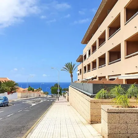 Family-friendly Oasis In With Panoramic Terrace & Private Parking In Tenerife 플라야 파라이소