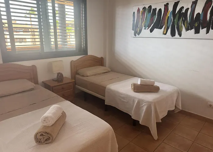 Family-friendly Oasis In With Panoramic Terrace & Private Parking In Tenerife شقة