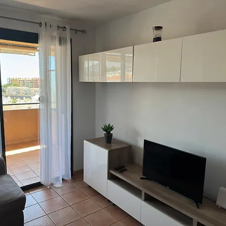 Daire Family-friendly Oasis In With Panoramic Terrace & Private Parking In Tenerife