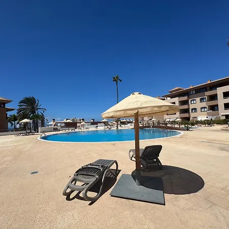 Daire Family-friendly Oasis In With Panoramic Terrace & Private Parking In Tenerife