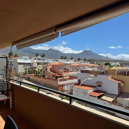 Daire Family-friendly Oasis In With Panoramic Terrace & Private Parking In Tenerife