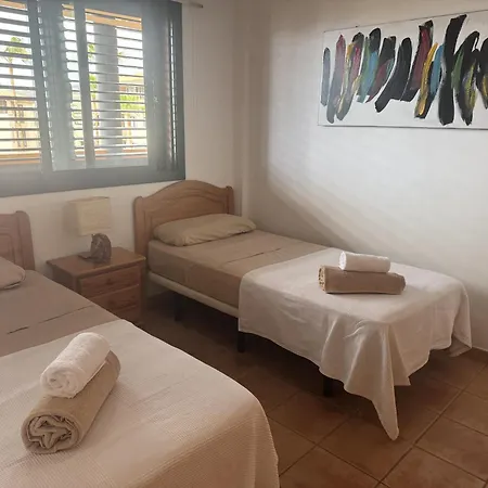 Family-friendly Oasis In With Panoramic Terrace & Private Parking In Tenerife Daire