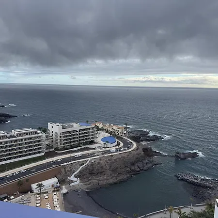 Daire Family-friendly Oasis In With Panoramic Terrace & Private Parking In Tenerife Playa Paraiso (Tenerife)
