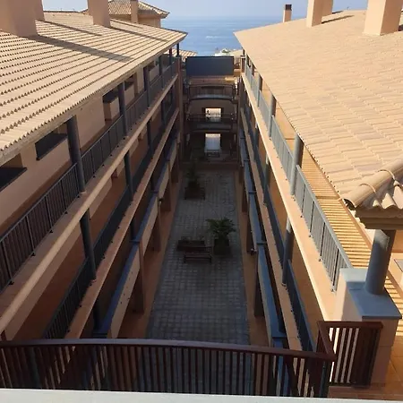 Daire Family-friendly Oasis In With Panoramic Terrace & Private Parking In Tenerife