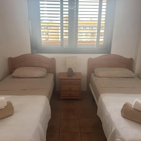 Family-friendly Oasis In With Panoramic Terrace & Private Parking In Tenerife Daire