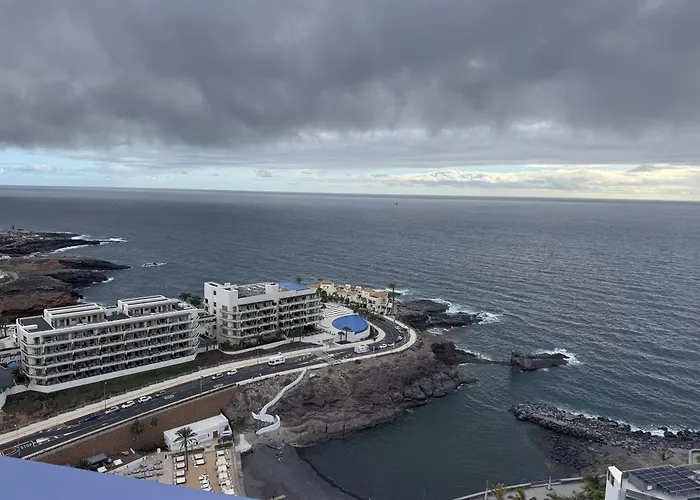 Appartement Family-friendly Oasis In With Panoramic Terrace & Private Parking In Tenerife Playa Paraiso (Tenerife)