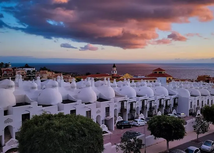 Family-friendly Oasis In With Panoramic Terrace & Private Parking In Tenerife *